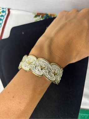 Montana Silversmiths Silver Plated Swirl Gold Tone Texas Stars Cuff Bracelet